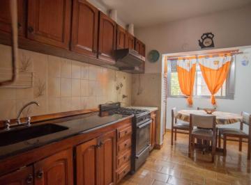 Casa · 118m² · 6 Ambientes · Casa Multifamiliar 6 Amb Venta en Quilmes
