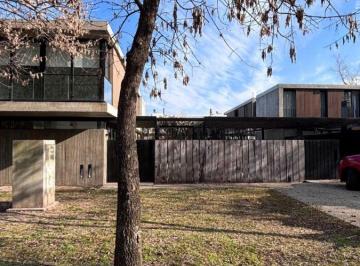 Casa de 4 ambientes, La Plata · Duplex en Alquiler en Grand Bell