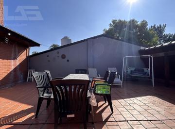 PH · 121m² · 5 Ambientes · PH | 5 Ambientes | Terraza | Refaccionado | Parrilla | Ituzaingó Norte