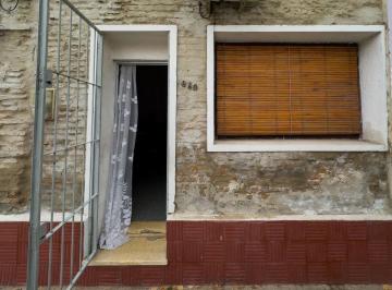 Casa · 55m² · 4 Ambientes · Oportunidad de Vivienda o Inversión en Centro Pdú