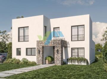 Casa · 154m² · 5 Ambientes · 1 Cochera · Casa Chalet en Venta en San Pablo, Pilar, G. B. a. Zona Norte