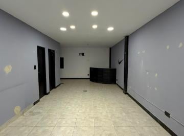 Local comercial , La Matanza · Local Comercial en Alquiler en Excelente Ubicación en San Justo