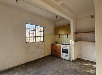 Casa · 55m² · 3 Ambientes · 1 Cochera · Venta Casa Lote Propio de 196 m² de Terreno en Guernica