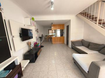 Casa · 76m² · 3 Ambientes · 1 Cochera · Venta Casa Duplex Cochera Parrilla Tigre