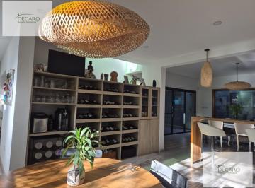 Casa · 330m² · 6 Ambientes · 6 Cocheras · Casa en Venta y Alquiler Vacacional en Club de Campo Amarylis| Exaltacion de La Cruz| 7 Ambientes
