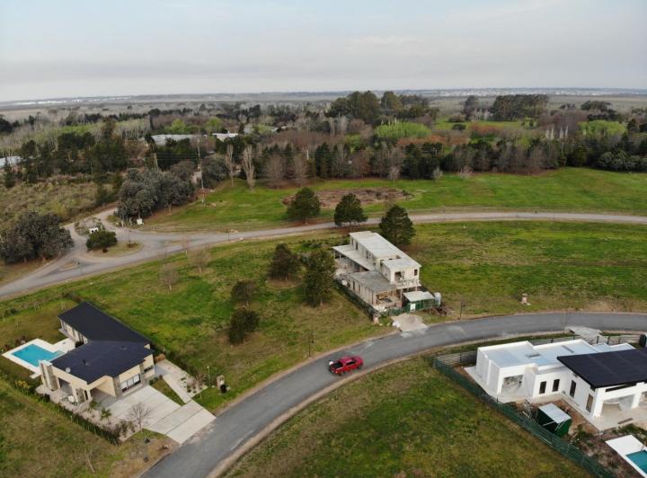 Terreno · 1010m²