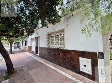 Casa · 132m² · 6 Ambientes · 1 Cochera · Casa 2 Dorm. Altos de General Paz