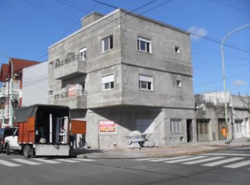 PH de 3 ambientes, Liniers · PH 3 Ambientes en Barrio Naon.