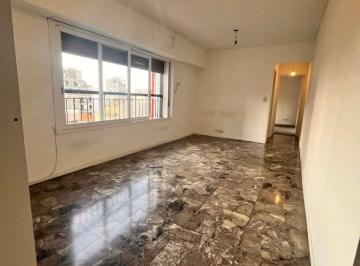 Departamento de 2 ambientes, Villa Crespo · Hermoso Dpto Super Luminoso con Amplio Lavadero Simil Balcon