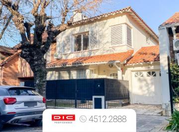 Casa · 218m² · 6 Ambientes · 1 Cochera · Chalet 3 Dorm. Venta - Martinez - Vias/santa Fe