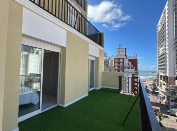 Departamento de 4 ambientes, Mar del Plata · Venta Departamento 4 Ambientes con Dependencia Zona Centro Vista Al Mar