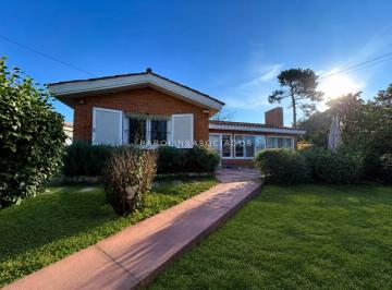 Foto1 · Casa en Venta de 3 Dorm. en Cantegril, Punta del Este