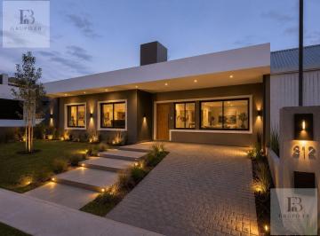 Casa · 160m² · 5 Ambientes · Casa 2 Dorm. en Pb - Rincones de Manantiales