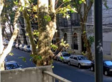 Departamento · 42m² · 2 Ambientes · Alquiler. Recoleta: Apto Profesional. Dos Ambientes con Balcón Al Frente y Excelente Ubicación