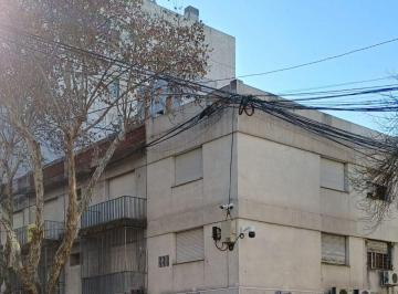 Departamento de 3 ambientes, Rosario · Santiago 593 Piso 2º Depto 2º