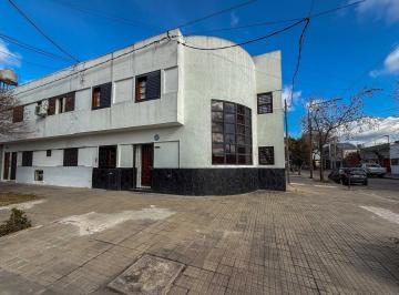 PH · 160m² · 4 Ambientes · 1 Cochera · PH en La Plata