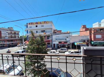 PH · 122m² · 4 Ambientes · PH Venta Avellaneda 4 Ambientes a Refaccionar