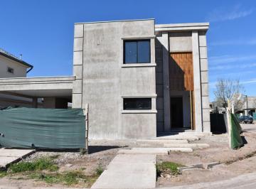 Casa de 6 ambientes, Mayor Drummond · Casa en Venta, B° Lar de Vieytes 3 - Lujan de Cuyo