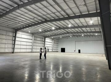 Bodega-Galpón · 1980m² · 1 Ambiente · 1 Cochera · Deposito Galpón Nave Industrial Logistica Alquiler a Estrenar en Parque Industrial Ruta 6 2000 M²