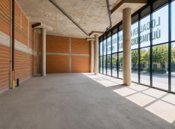Local comercial · 142m² · Local Gastronómico en Alquiler | Torre Infinity | Doble Altura, Gran Vidriera y Excelente Exposición