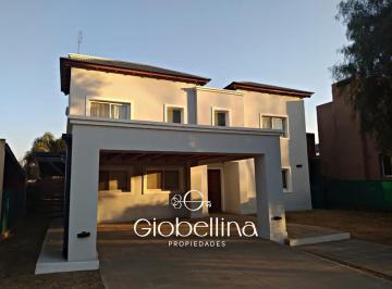 Foto · Casa 3 Dorm. en Alquiler Barrio San Alfonso II con Seguridad, Galería con Asador y Pileta