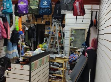 Local comercial · 25m² · Local a La Calle S/av. A. Jonte