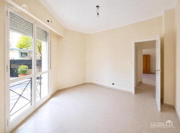 PH · 57m² · 2 Ambientes · PH 2 y 1/2 Ambientes en Alquiler - Balcón y Lavadero - Saavedra
