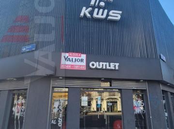 Local comercial · 160m² · Local en Esquina