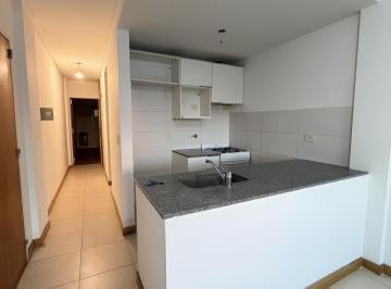 Departamento · 39m² · 2 Ambientes · Semipiso de 1 Dormitorio en Echesortu Al Frente