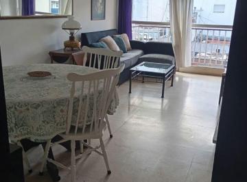 Departamento de 3 ambientes, Mar del Plata · Alquiler: Departamento de 3 Ambientes Amoblado Al Frente – Centro