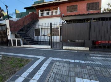 Departamento de 3 ambientes, Lanús · Departamento Tipo Casa en Alquiler - Remedios de Escalada