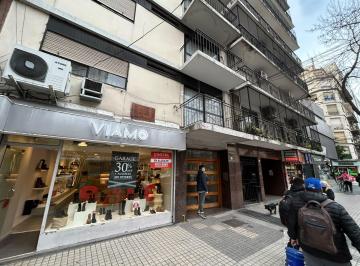 Local comercial · 90m² · Local en Alquiler en Rivadavia 5100, Caballito