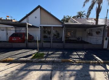 Casa de 5 ambientes, Córdoba · Urca Oportunidad 2 en Una, Casa Pta Baja 2d y 2 B C Pileta Quincho + Duplex 2 D Dorm y Ñ