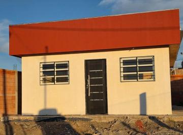 Casa · 54m² · 6 Ambientes · 1 Cochera · Casa en Cervantes