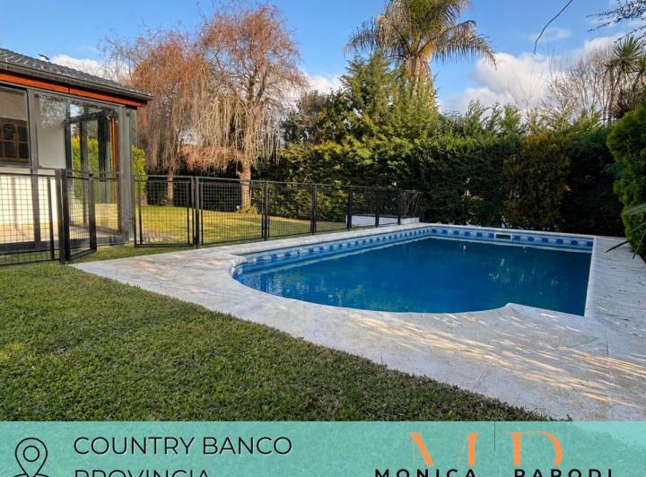 Casa · 780m² · 6 Ambientes · 2 Cocheras