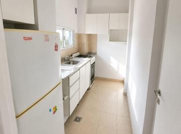 Departamento · 53m² · 3 Ambientes · 1 Cochera · Departamento en Alquiler en Barrio Sur