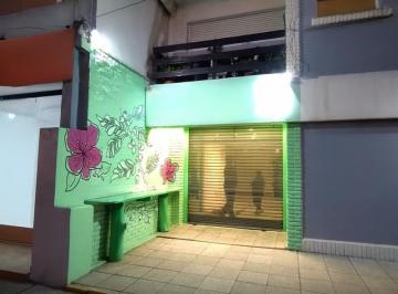 FRENTE · Venta Local Sobre Av Carlos Tejedor Zona Parque Luro