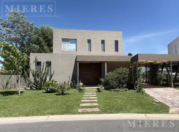 Casa · 190m² · 5 Ambientes · 2 Cocheras · Casa en Venta en San Matias Área 3