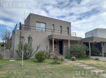 Casa · 190m² · 5 Ambientes · 2 Cocheras · Casa en Venta en San Matias Área 3
