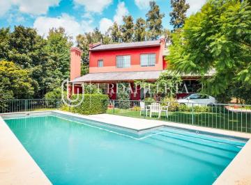Casa · 155m² · 3 Ambientes · 3 Cocheras · Casa en Venta en Champagnat, Estancias del Pilar
