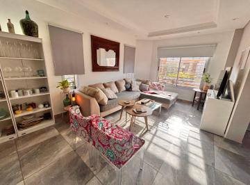 Casa de 4 ambientes, San Isidro · Gral. Lamadrid 1300 - Villa Adelina - Acepta Permuta