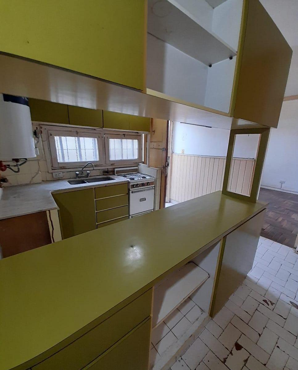 PH 2 amb, 25m² en macrocentro, cocina comedor, buen estado