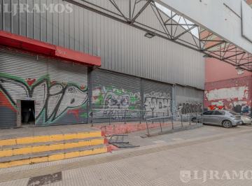 Local comercial · 2027m² · 22 Cocheras · Local en Olivos