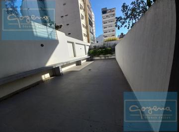 Departamento · 155m² · 3 Ambientes · Venta Departamento de Tres Ambientes Flores - Amplio Patio - Apto Credito