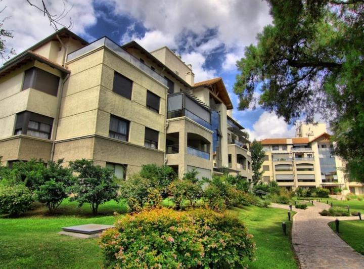 Departamento · 85m² · 2 Dormitorios · 2 Cocheras