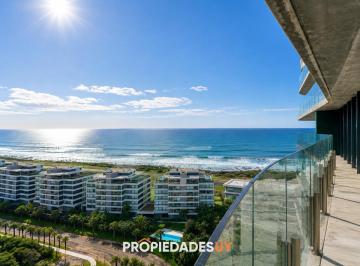 Foto1 · Espectacular Apartamento de 2 Dorm. y Medio, Piso Alto, Torre Surfside, Punta del Este