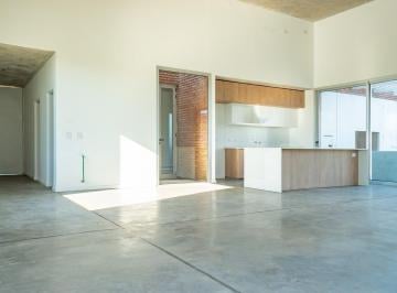 Casa · 191m² · 5 Ambientes · 2 Cocheras · Alquiler Casa 3 Dorm. Pileta La Finca Funes