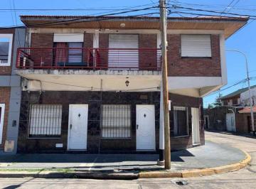 Casa de 3 ambientes, Avellaneda · Duplex de 3 Ambientes en Excelente Ubicacion (Sobre Av Belgrano a Una Cuadra de Fabian Onsari)