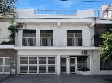 PH · 79m² · 3 Ambientes · 1 Cochera · Venta PH Planta Alta 2 Dorm. con Terraza