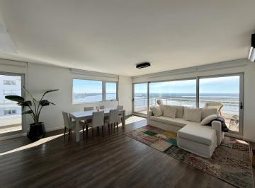 Departamento · 160m² · 5 Ambientes · 2 Cocheras · Departamento en Venta 3 Dorm. con 2 Cocheras Maui Vista Rio.